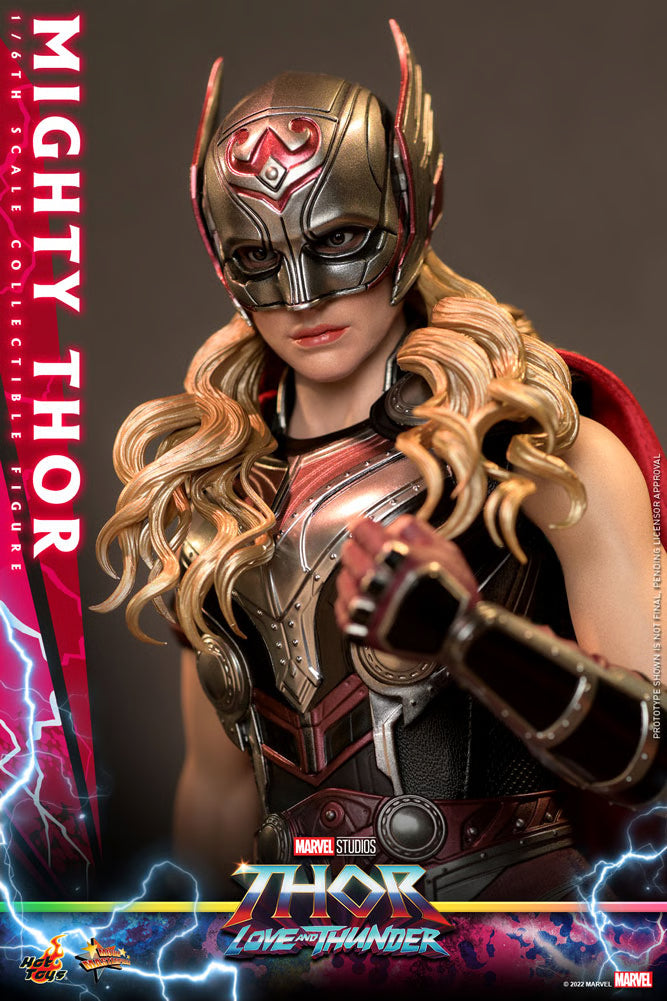 Mighty Thor Sixth Scale Figure